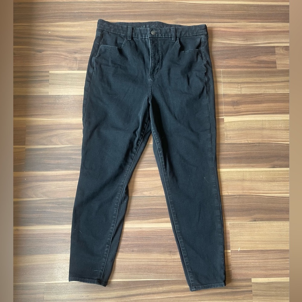👻🎃CLEARANCE🎃👻 AE high rise skinny jeans